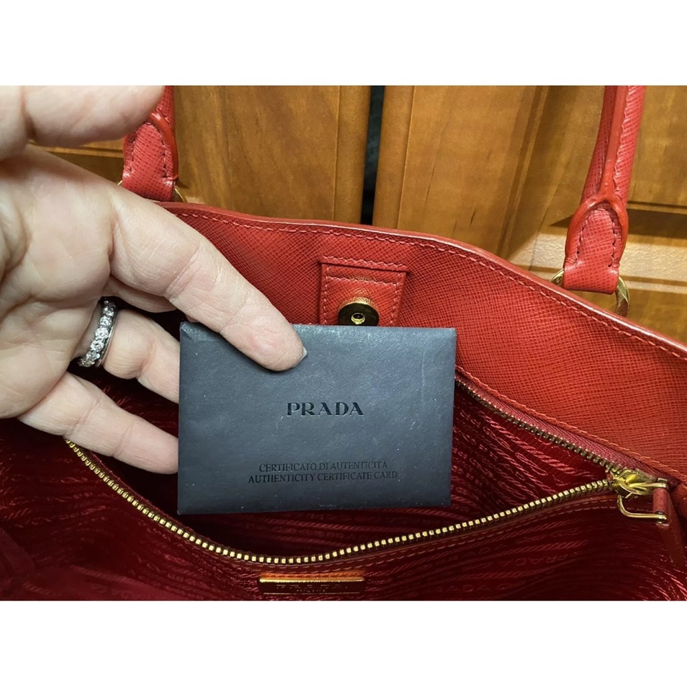 Prada Red Saffiano Lux Leather Tote Bag - Picture 4 of 5